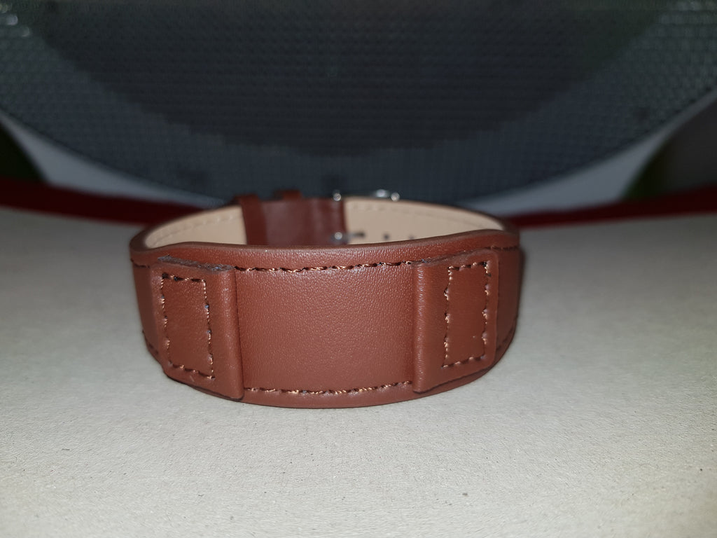LEATHER STRAP SOLD SEPARATELY FOR 237 700