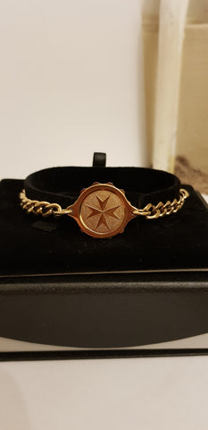 LADIES GOLD TONE BRACELET WITH ST JOHN/MALTESE CROSS 232334