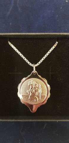 STAINLESS STEEL PENDANT WITH ST CHRISTOPHER ON 22